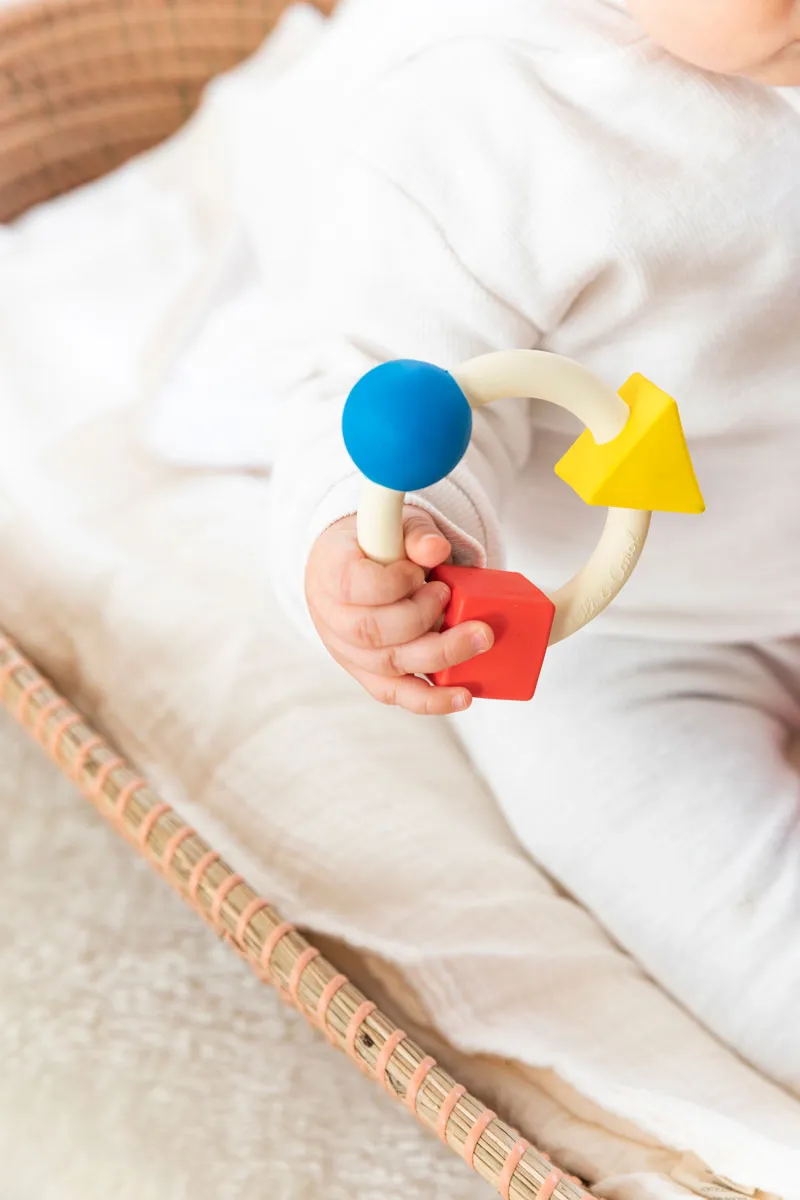 Oli & Carol X Bauhaus Movement Teething Ring Basic Colours